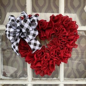 Valentine’s Day Heart Wreath!